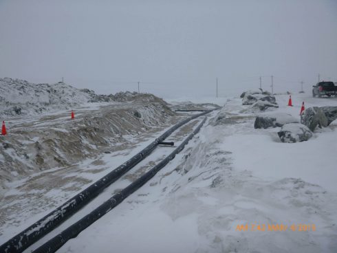 Réseau de distribution d'eau pré isolé dans les régions nordiques du Québec.