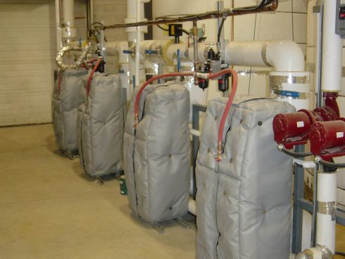 Thermal insulating blankets for equipment.